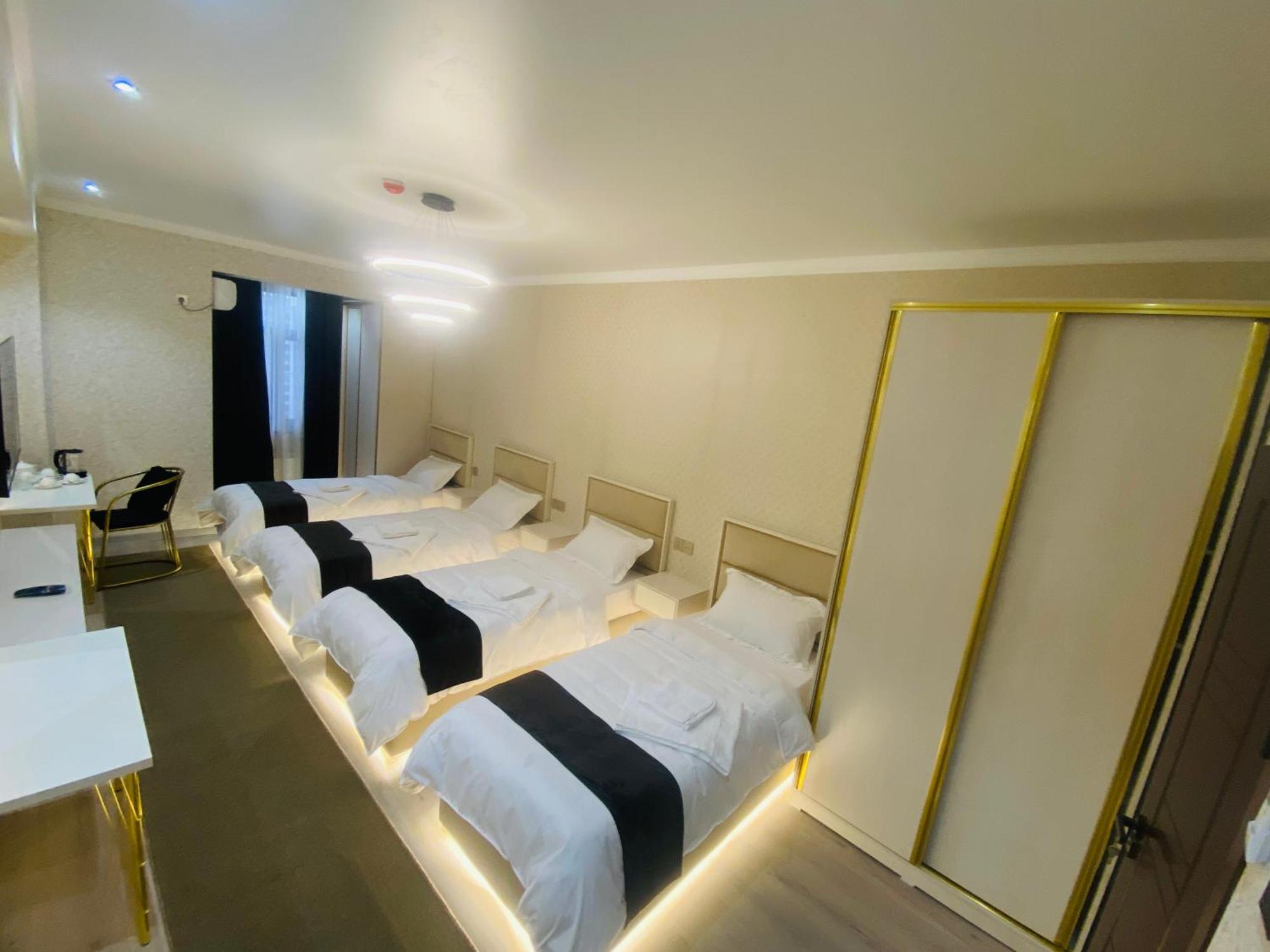 Baland Hotel Duszanbe Zewnętrze zdjęcie