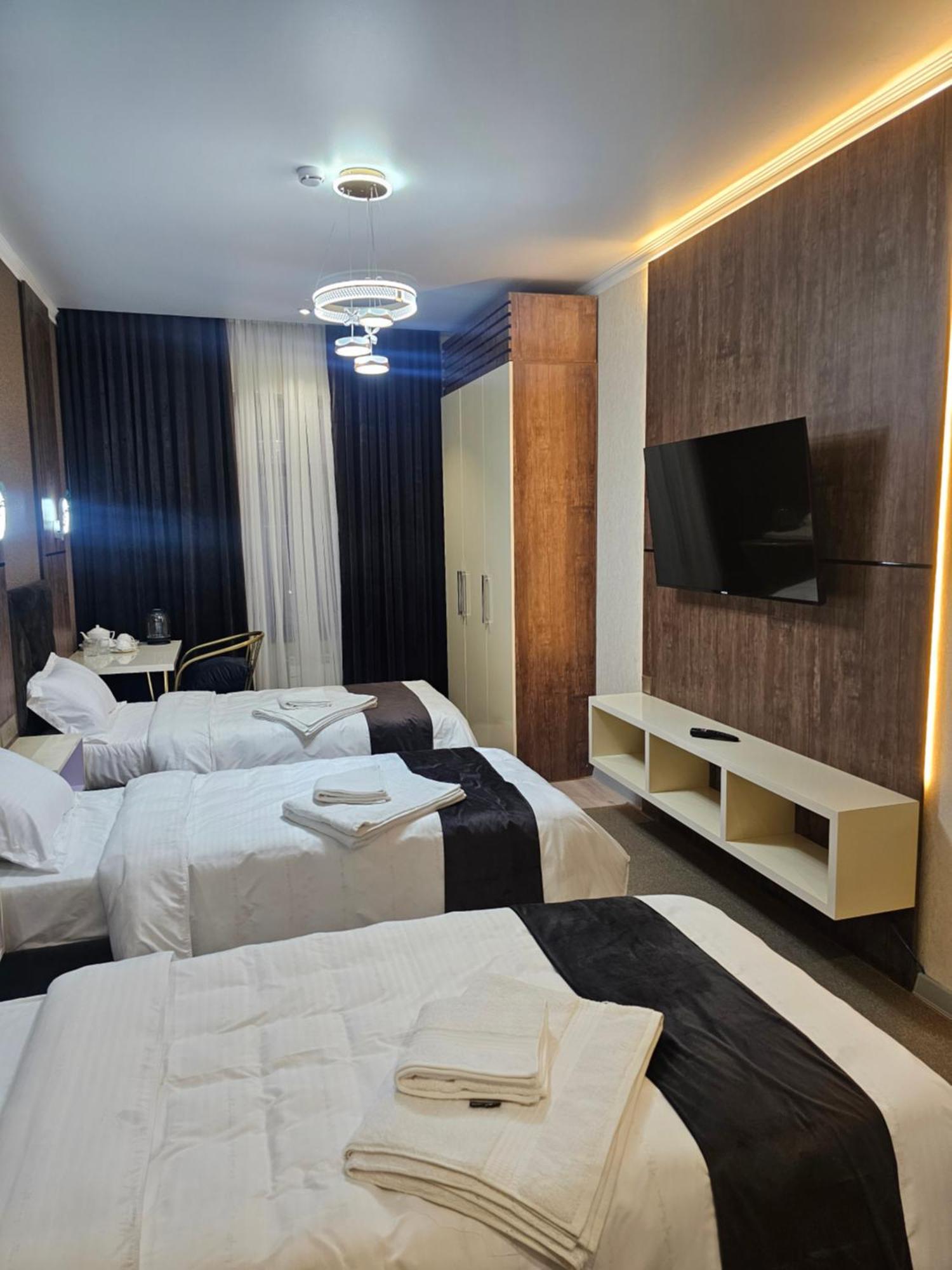 Baland Hotel Duszanbe Zewnętrze zdjęcie