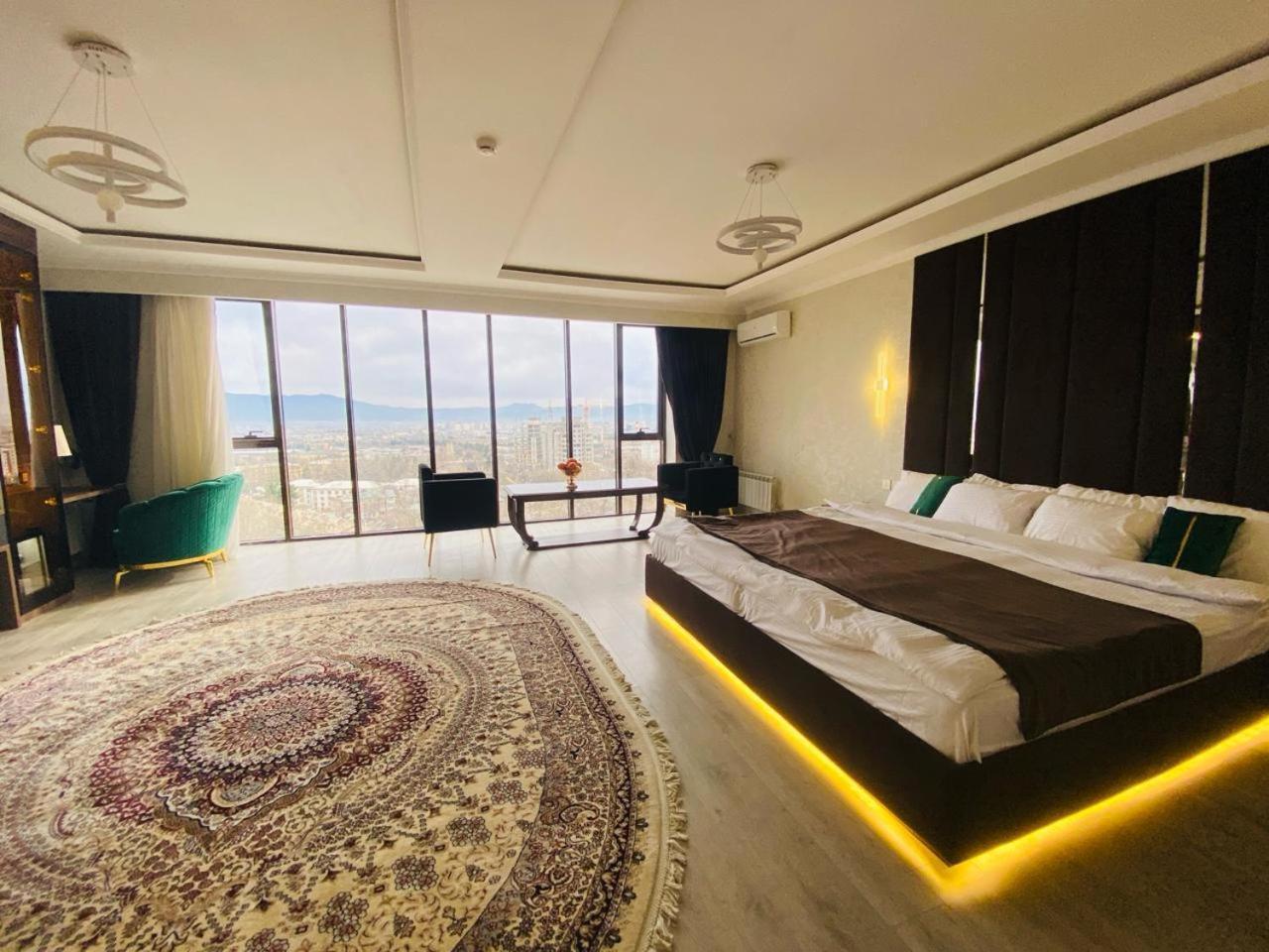 Baland Hotel Duszanbe Zewnętrze zdjęcie