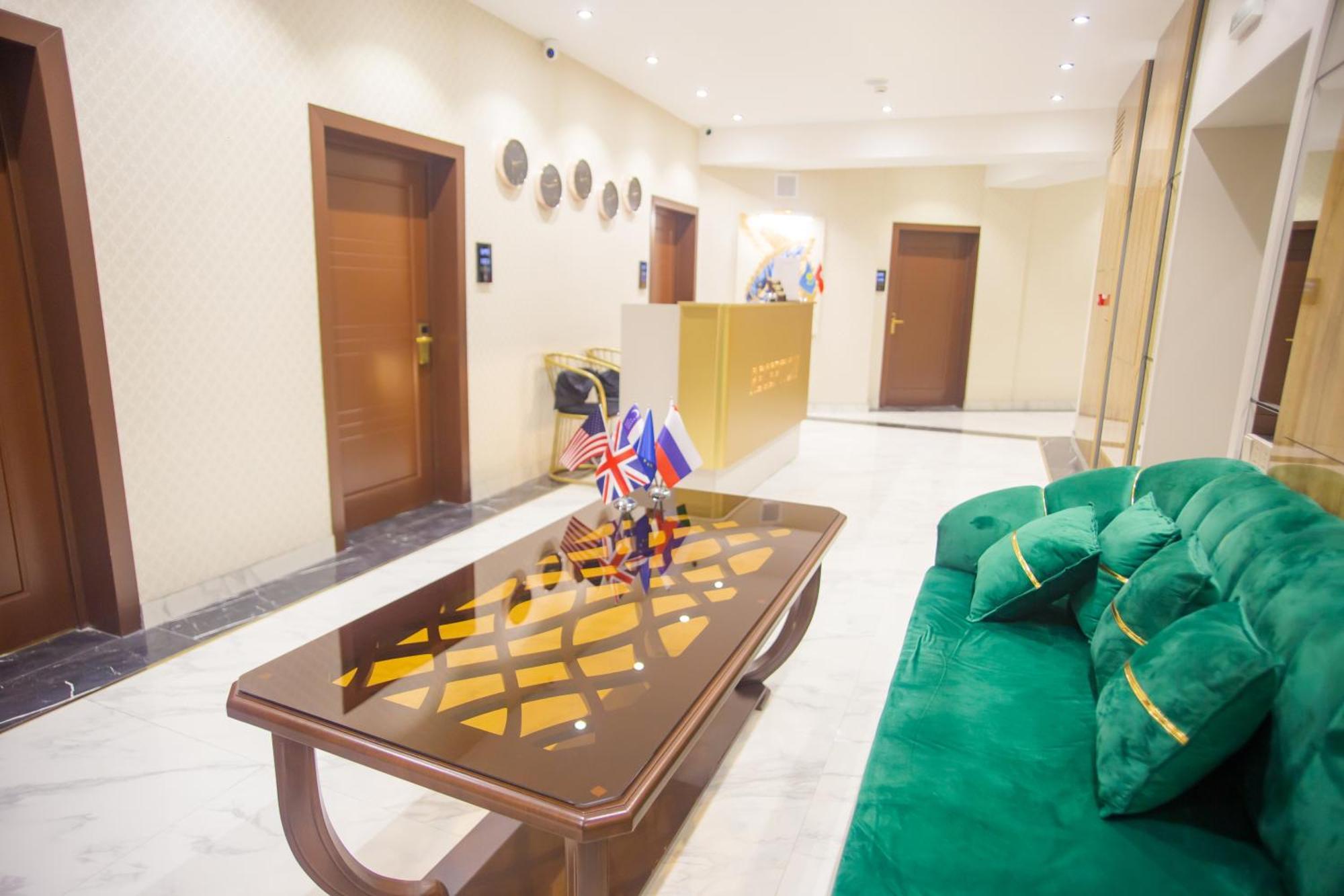 Baland Hotel Duszanbe Zewnętrze zdjęcie