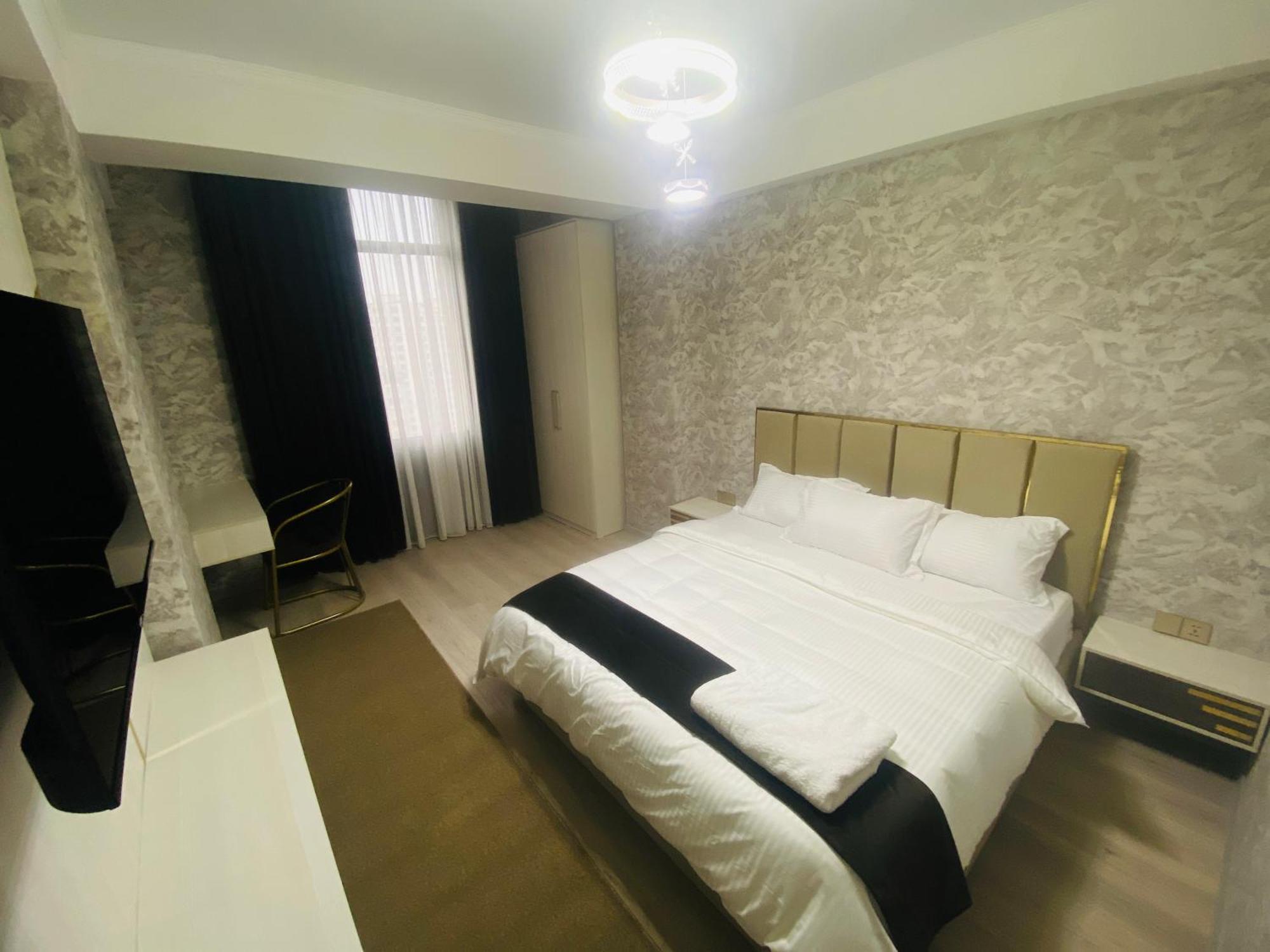 Baland Hotel Duszanbe Zewnętrze zdjęcie