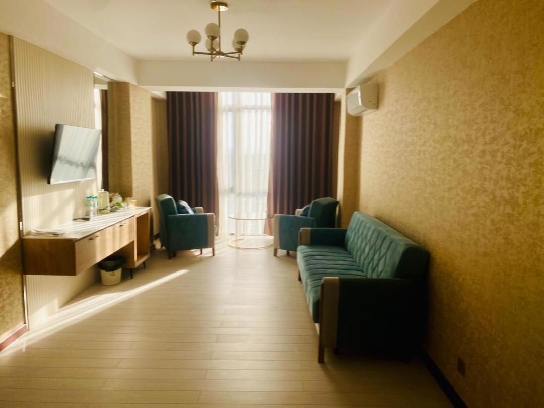 Baland Hotel Duszanbe Zewnętrze zdjęcie